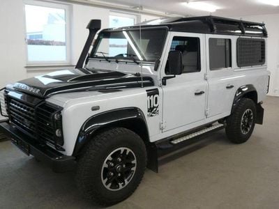 Weiß Gebraucht 2016 Land Rover Defender Adventure SUV | 76.900 € (Etwas zu teuer)