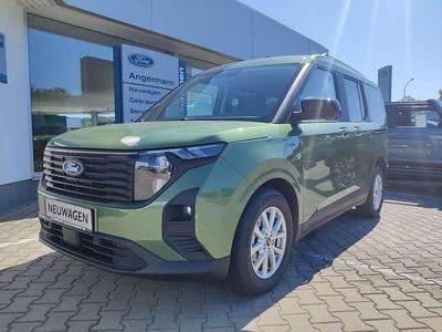 Neu Ford Tourneo Courier Titanium 125 PS (91 kW) 2025 Bursting green Van / Kleinbus