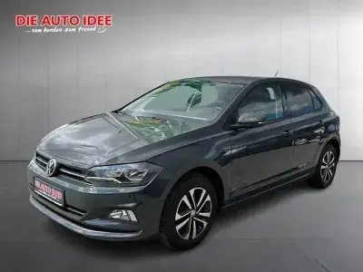 Używany VW Polo United 116 KM (85 kW) 2020 Szary Sedan/Limuzyna
