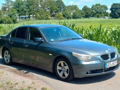BMW 523