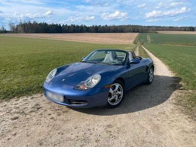 Second-hand Porsche 986 Boxster 220 CP (161 kW) 2001 Albastru Cabrio