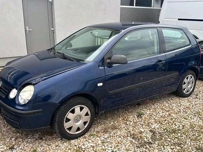 Gebraucht VW Polo 68 PS (50 kW) 2003 Blau Kleinwagen