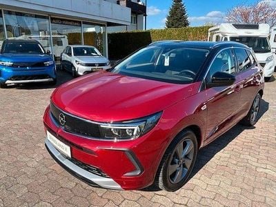 Gebraucht Opel Grandland X Ultimate 181 PS (133 kW) 2022 Rot SUV