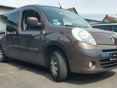 Gebraucht Renault Kangoo 110 PS (80 kW) 2012 Braun Van / Kleinbus