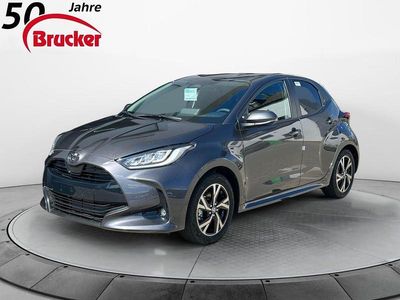 Grau Neu 2025 Toyota Yaris Hybrid Limousine | 26.727 € (Fairer Preis)