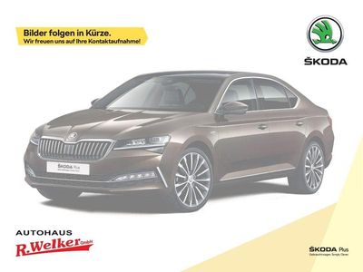 Ebony schwarz metallic Neu 2025 Skoda Superb SportLine Limousine | 60.800 €