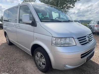 Używany VW Caravelle Comfortline 102 KM (75 kW) 2009 Srebrny Van