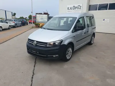 Gebraucht VW Caddy 102 PS (75 kW) 2018 Silber Van / Kleinbus