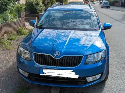 Gebraucht Skoda Octavia Ambition 150 PS (110 kW) 2017 Blau Limousine