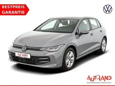 Gebraucht VW Golf VIII Style 131 PS (96 kW) 2024 Grau Limousine