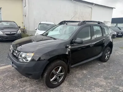 Gebraucht Dacia Duster Ambiance 114 PS (83 kW) 2015 Schwarz SUV