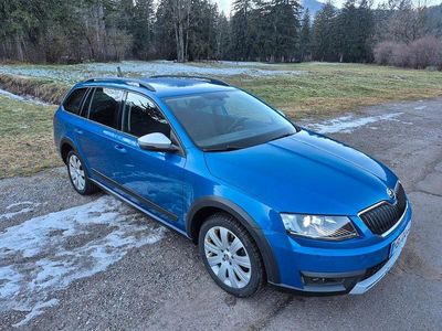 Braun Gebraucht 2015 Skoda Octavia Kombi | 14.999 € (Etwas zu teuer)