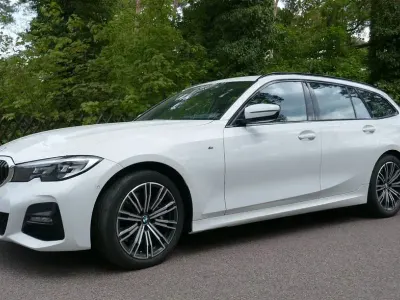 Gebraucht BMW 330 M Sport 286 PS (210 kW) 2021 Weiß Kombi