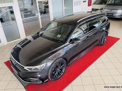Gebraucht VW Passat R-line 200 PS (147 kW) 2022 Grau Kombi