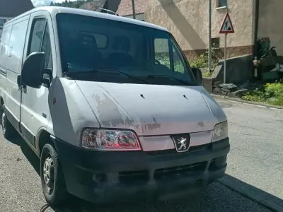 Gebraucht Peugeot Boxer 100 PS (73 kW) 2005 Weiß Van