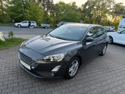 Brugt Ford Focus Cool & Connect 120 HK (88 kW) 2019 Grå Sedan