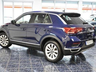 Second-hand VW T-Roc Sport 150 CP (110 kW) 2020 Albastru SUV