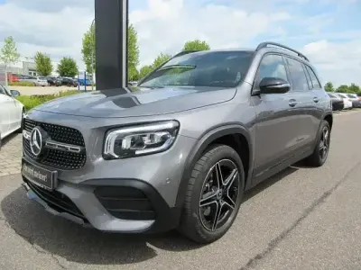 Gebraucht Mercedes GLB220 AMG 190 PS (139 kW) 2022 Grau SUV
