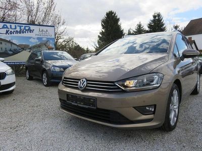 Gebraucht VW Golf VII Comfortline 125 PS (91 kW) 2016 Gold Limousine