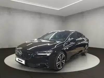 Gebraucht Opel Insignia Sport 174 PS (127 kW) 2022 Diamant schwarz/karbon schwarz Limousine