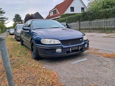 Opel Omega