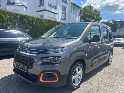 Gebraucht Citroën Berlingo XTR 131 PS (96 kW) 2020 Grau Van / Kleinbus