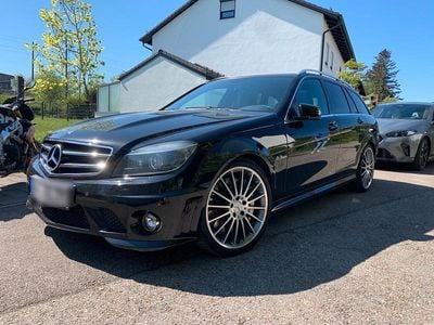 Mercedes C63 AMG
