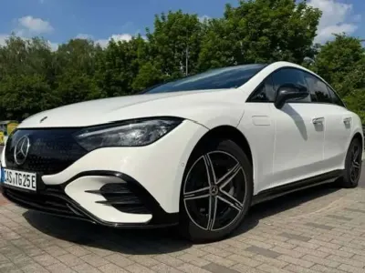 Gebraucht Mercedes EQE300 AMG line 180 kW (245 PS) 2023 Weiß Limousine