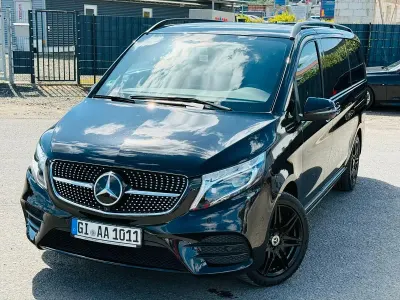 Gebraucht Mercedes V300 Avantgarde Edition 239 PS (175 kW) 2020 Schwarz Van / Kleinbus