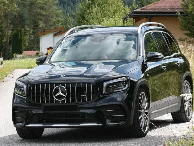 Gebraucht Mercedes GLB35 AMG 306 PS (225 kW) 2023 Schwarz SUV