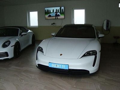 Porsche Taycan 4S
