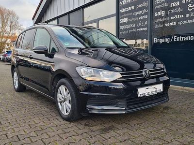 Schwarz Gebraucht 2022 VW Touran Comfortline Van / Kleinbus | 23.990 € (Guter Preis)