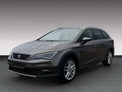 Używany Seat Leon X-Perience 4Drive 150 KM (110 kW) 2016 Szary Kombi