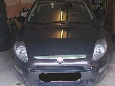 Gebraucht Fiat Grande Punto 95 PS (69 kW) 2011 Schwarz Kleinwagen