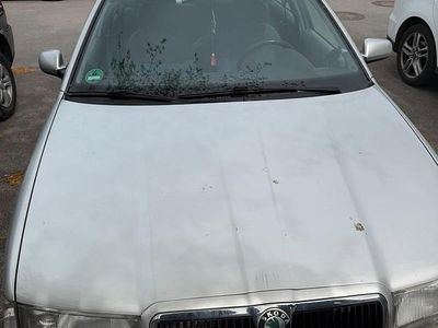 Gebraucht Skoda Octavia 136 PS (100 kW) 2000 Silber Limousine