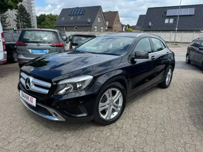 Gebraucht Mercedes GLA220 170 PS (125 kW) 2015 Schwarz SUV