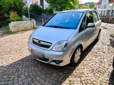 Gebraucht Opel Meriva 100 PS (73 kW) 2008 Silber Van / Kleinbus