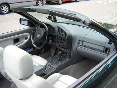 BMW 320 Cabriolet