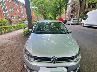 Gebraucht VW Polo LOUNGE 90 PS (66 kW) 2016 Silber Kleinwagen