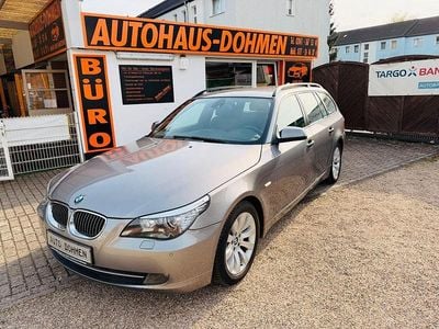 Usado BMW 523 Lifestyle 190 HP (139 kW) 2010 Cinzento Carrinha