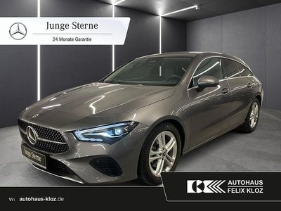 Grau Gebraucht 2024 Mercedes CLA180 Shooting Brake Progressive Kombi | 27.400 € (Guter Preis)