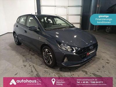 Gebraucht Hyundai i20 Trend 101 PS (74 kW) 2022 Grau Kleinwagen