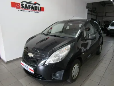 Gebraucht Chevrolet Spark 68 PS (50 kW) 2012 Schwarz Kleinwagen