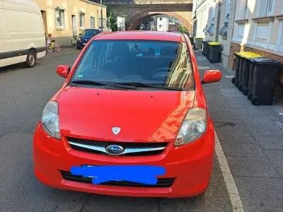 Gebraucht Subaru Justy Trend 69 PS (50 kW) 2010 Rot Kleinwagen