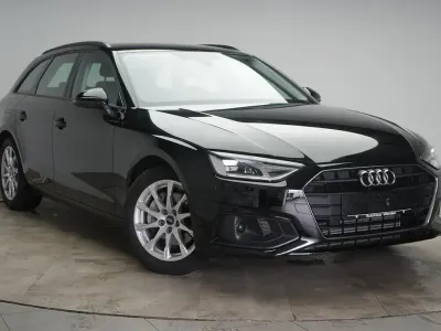 Gebraucht Audi A4 204 PS (150 kW) 2023 Brilliant black Kombi