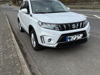 Second-hand Suzuki Vitara Comfort 129 CP (94 kW) 2021 Alb SUV