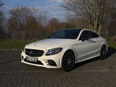 Gebraucht Mercedes C400 AMG line 333 PS (244 kW) 2018 Weiß Coupé