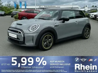 Gebraucht Mini Cooper SE 135 kW (184 PS) 2022 Moonwalk grey metallic Kleinwagen