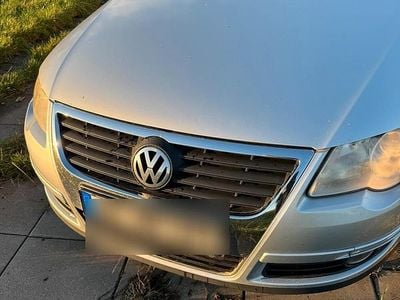 Gebraucht VW Passat 140 PS (102 kW) 2006 Grau Kombi