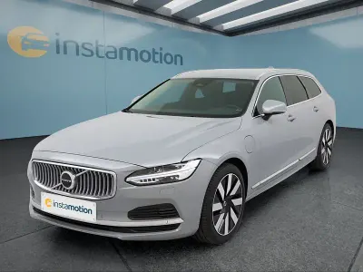Gebraucht Volvo V90 349 PS (256 kW) 2025 Grau Kombi